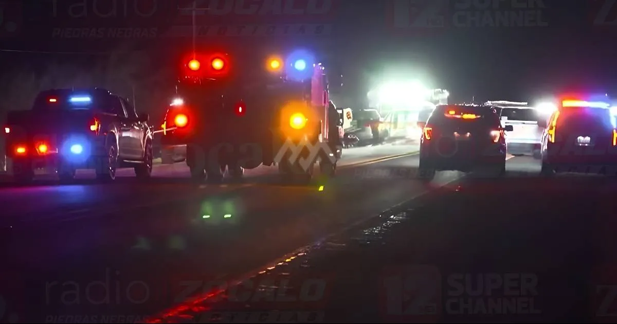 Mata un tráiler a 5 personas en accidente al derrapar en carretera 57 en Eagle Pass