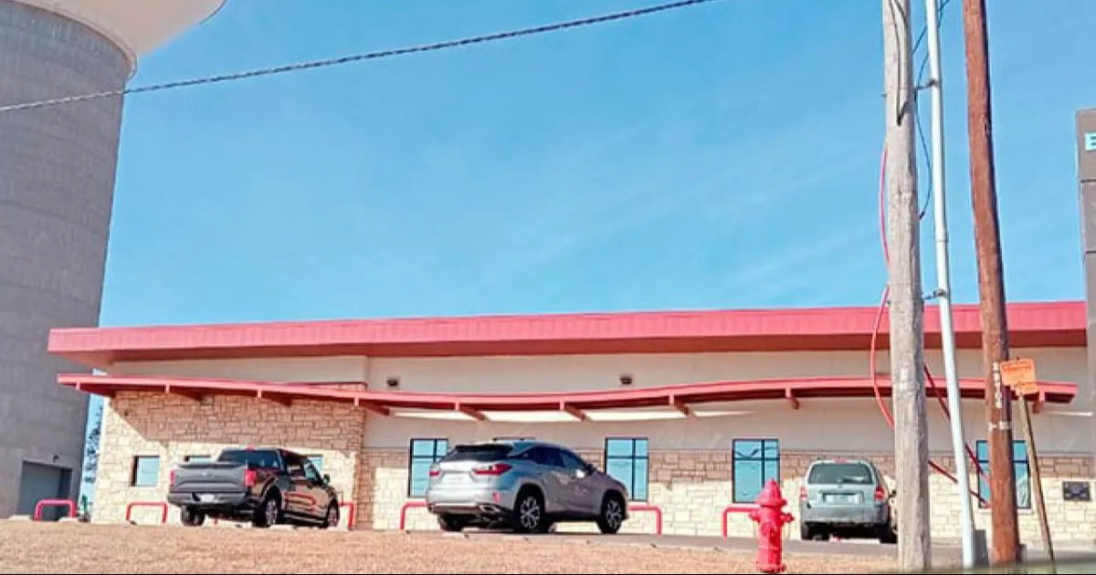 Invitan a Lorenzo Menera a junta del Agua en Eagle Pass