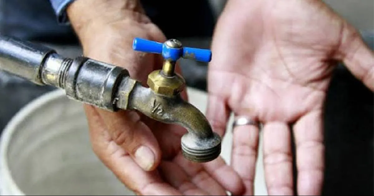 Envía Agsal pipas a colonias más afectadas en las partes altas de la ciudad.