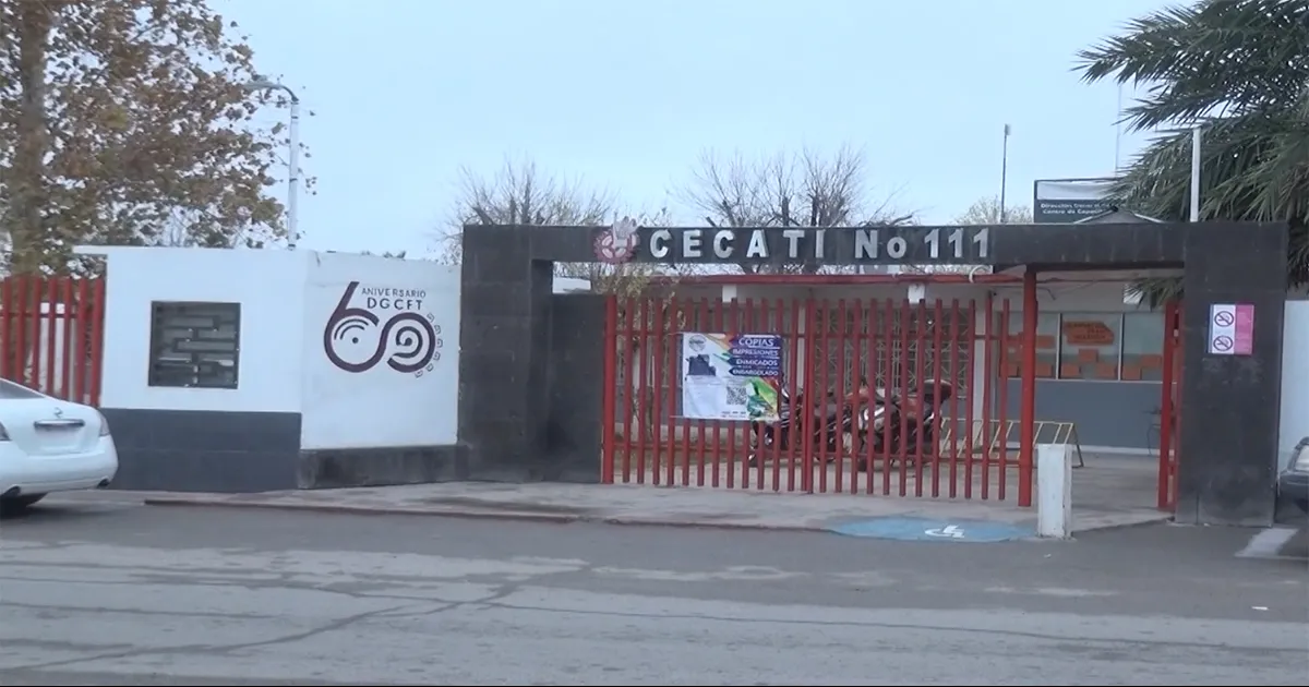 Las especialidades con las que se cuenta actualmente incluyen mantenimiento industrial, mecánica automotriz, soporte técnico a equipo  de cómputo, informática, contabilidad, estilismo y diseño de imagen, electricidad, así como refrigeración y aire acondicionado.