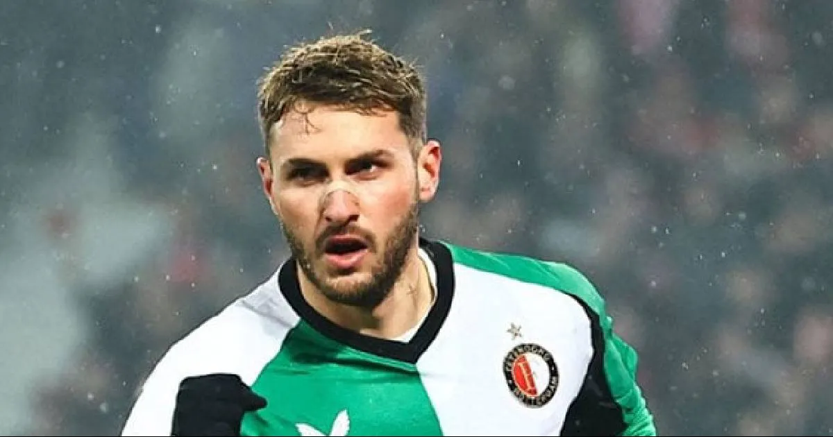 Santiago Giménez suma cinco goles en la actual temporada de Champions League con el Feyenoord