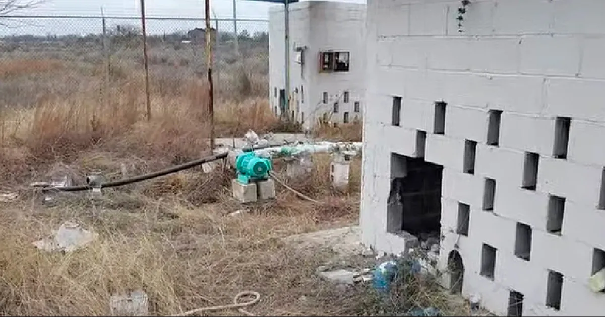 Se llevaron cables de uso rudo y diversos aparatos, incluyendo bombas, lo que dificultará el funcionamiento del sistema.