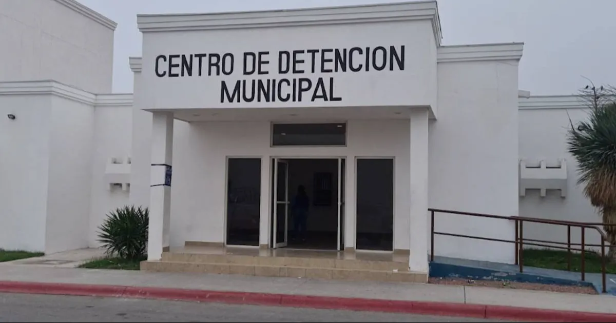 Se harán recorridos presenciales las 24 horas por parte del agente que esté en barandilla, dio a conocer Jacobo Rodríguez