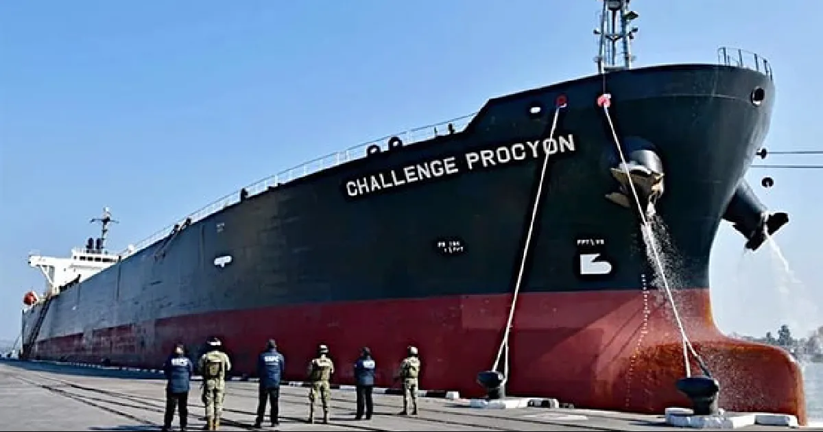 Autoridades detectaron desde 2019 comercialización de huachicol en buques a través de supuestas importaciones y pesquisa apuntó al CJNG