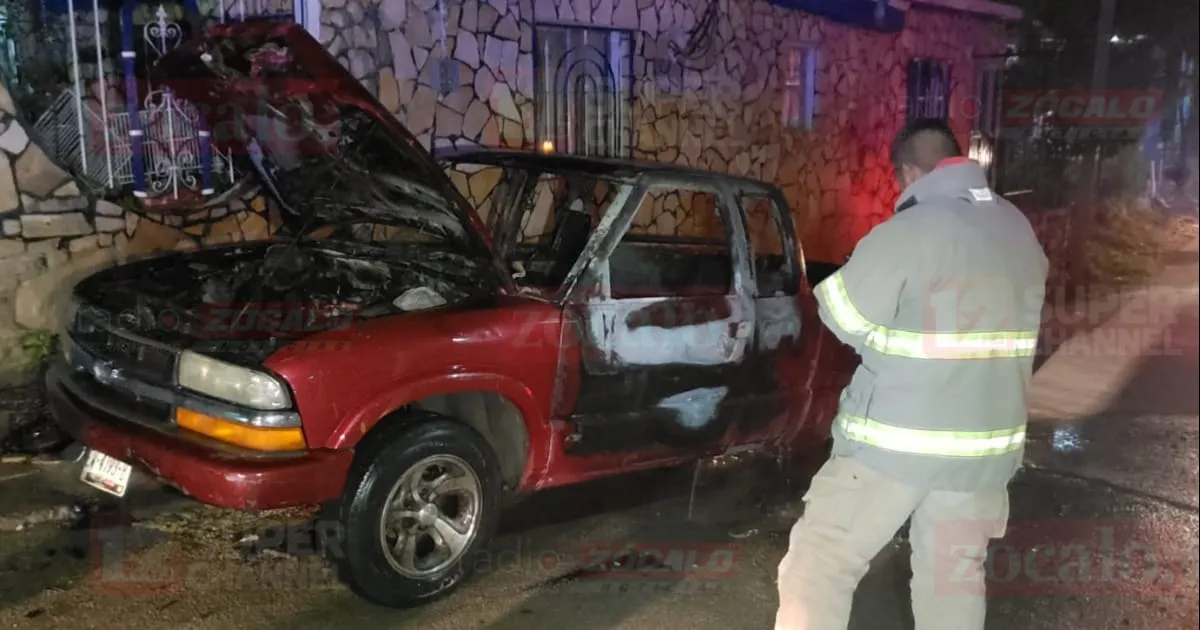 Acusa a vecino con adicciones de quemar su camioneta