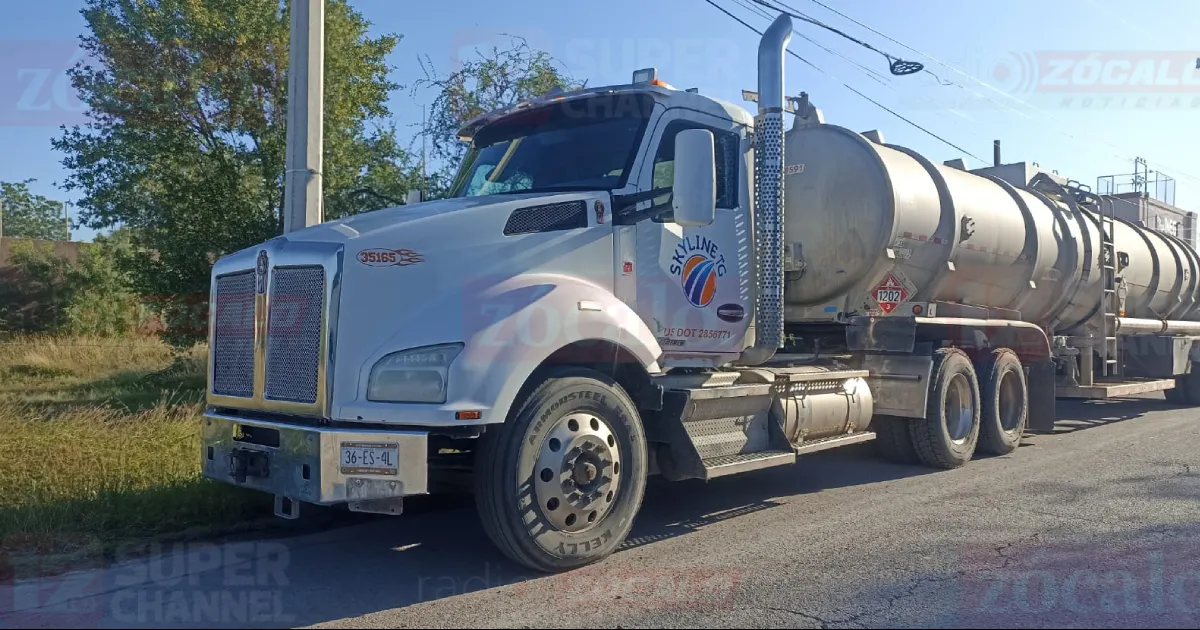 Aseguran Pemex y Guardia Nacional dos pipas con gasolina en puente dos; venían de Eagle Pass