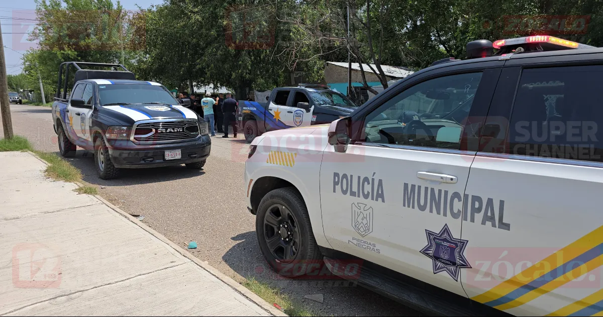 Confunden a joven con ladrón y lo amarran dentro de un Jeep; hay tres detenidos