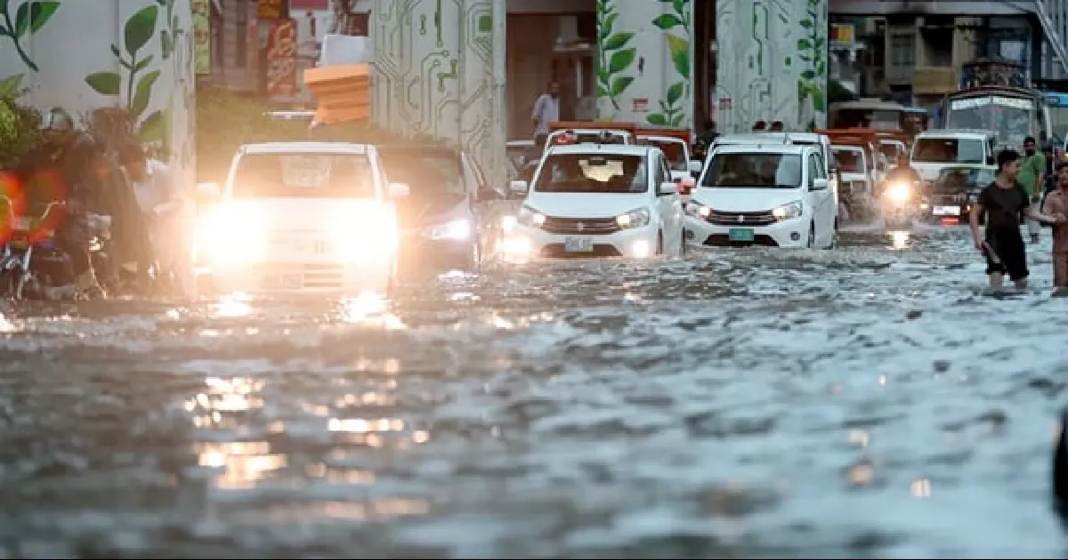 Tragedia en Pakistán: Tormentas de viento y lluvias dejan 19 muertos y 100 heridos