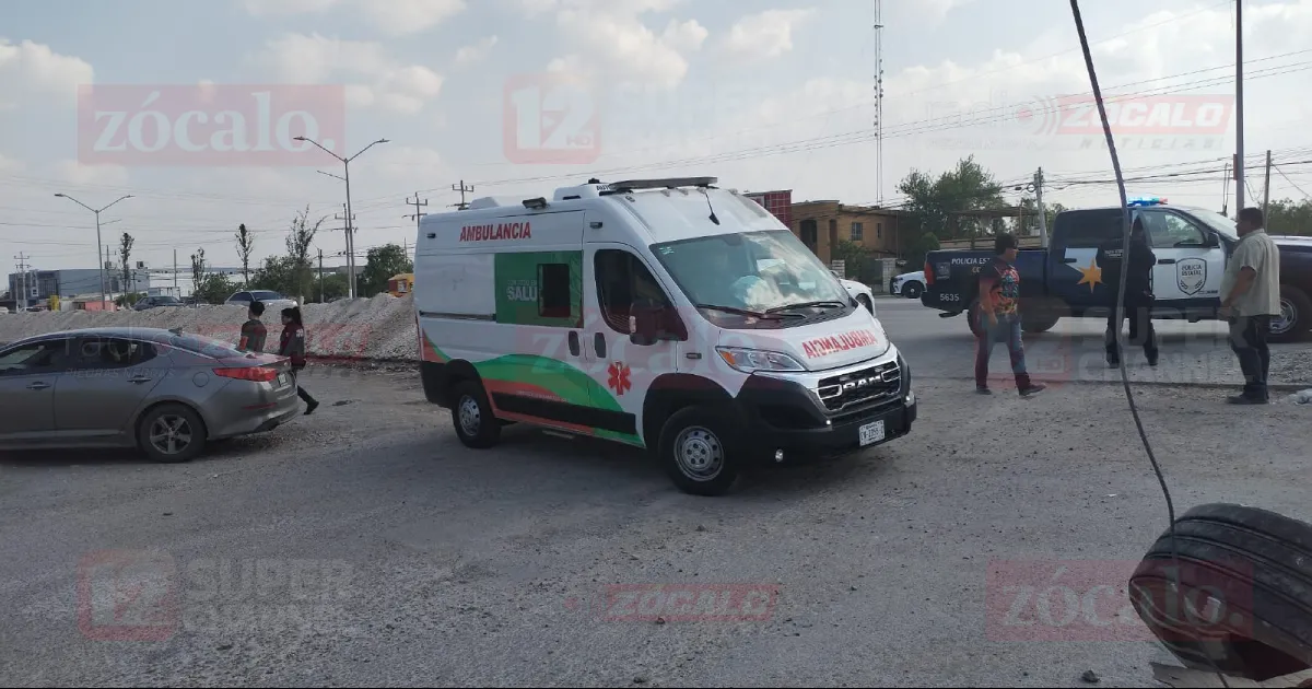 Motociclista resulta lesionado tras accidente vial en el Ejido Piedras Negras