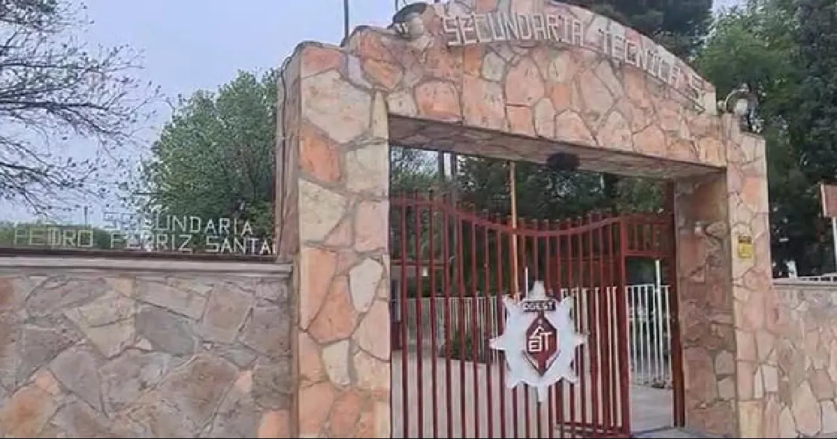 Padres de una menor presentan queja contra estudiante que acosó a varias niñas en la secundaria Técnica 5