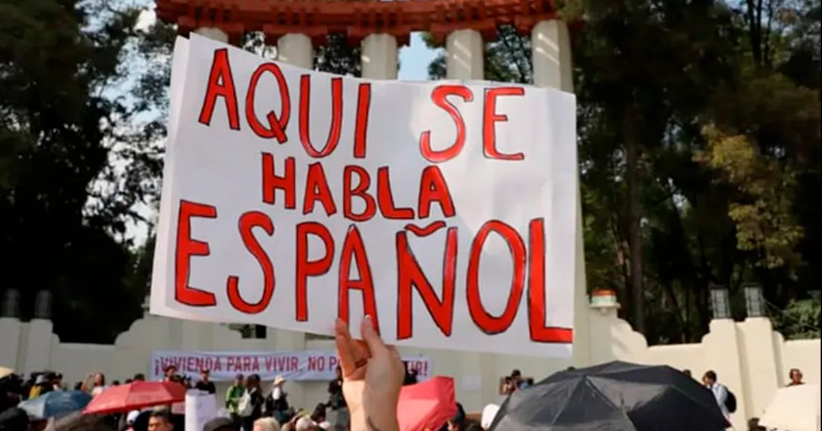 La Presidenta aseguró que "México es un país abierto al mundo" y la población debe comportarse en consecuencia.