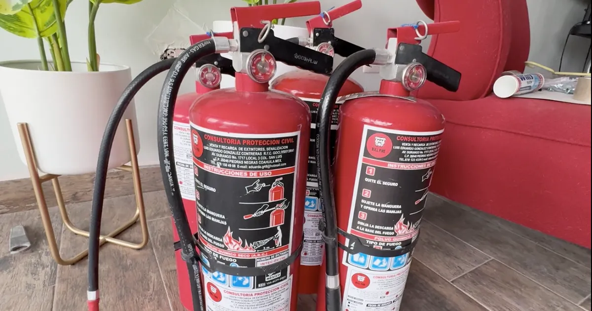 Establecimientos deben contar con extintores de acuerdo a los riesgos de su giro: Protección Civil Regional