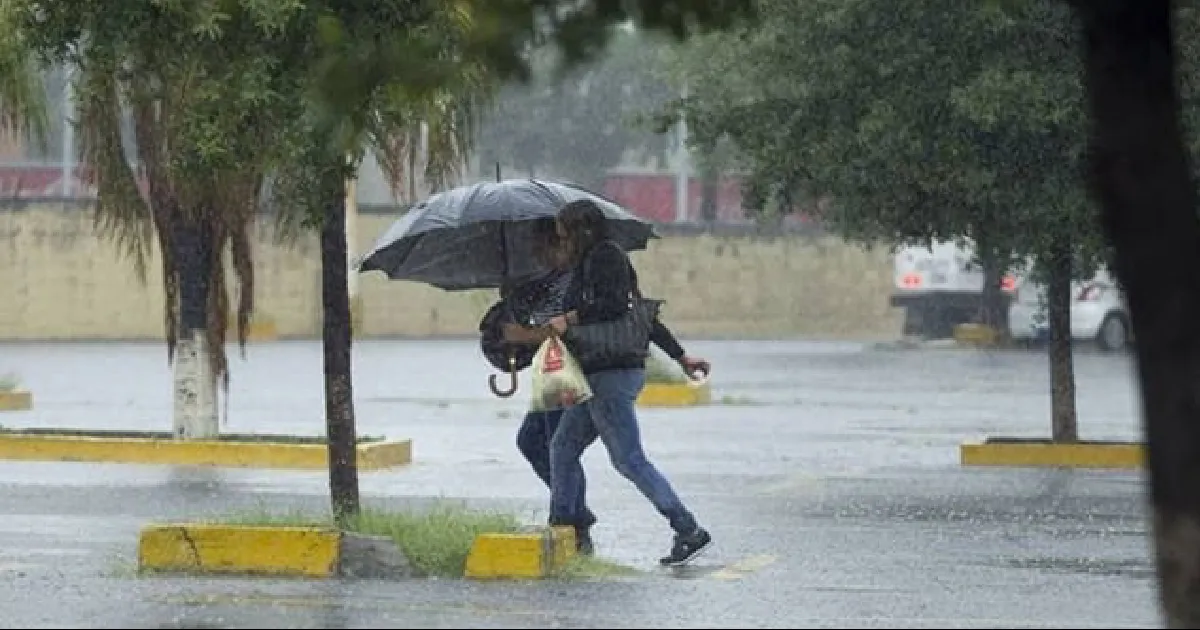 Alertan por monzón mexicano, lluvias intensas y calor extremo para este domingo