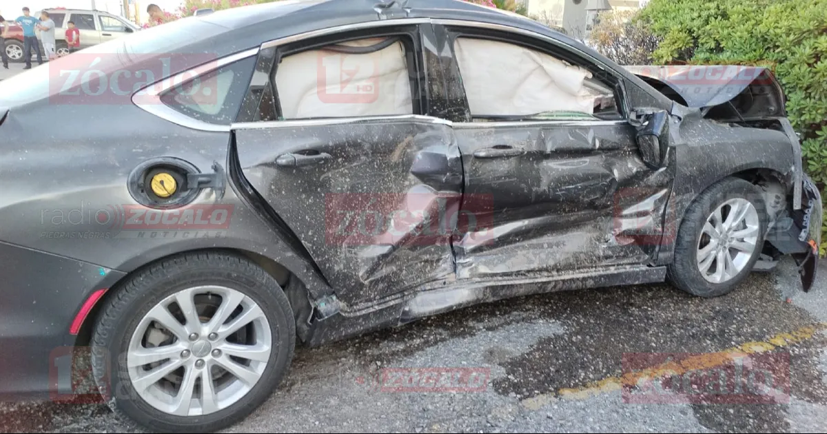 Hombre queda prensado tras choque carambola; hay al menos cuatro lesionados