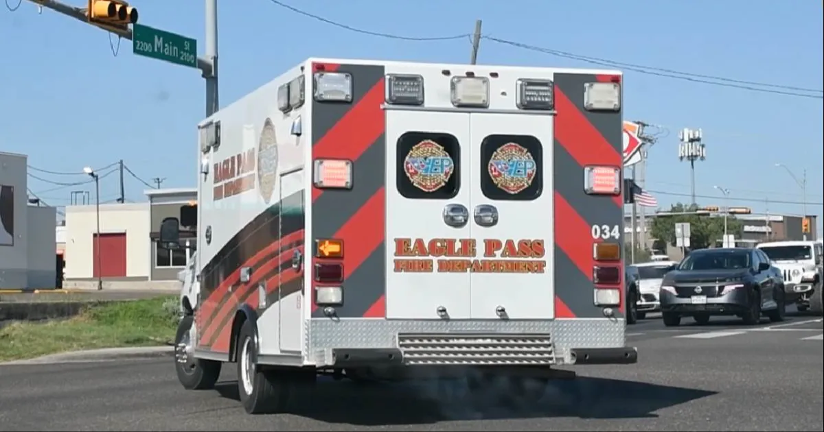 Hombre cae inconsciente tras ingerir una sustancia en Eagle Pass