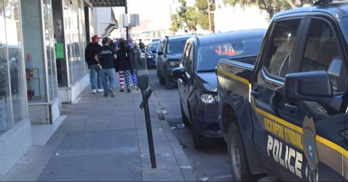 La idea se llevó al Concilio y los miembros juntos con el Mayor Aarón Valdez lo aprobaron