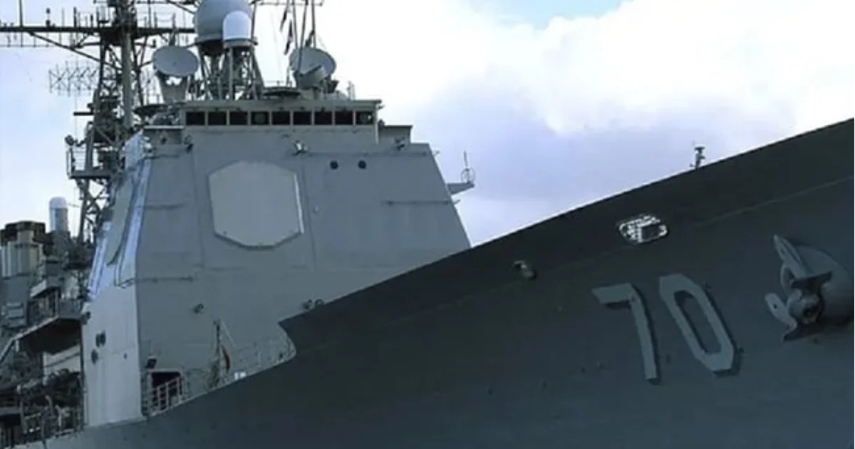 Buque lanzamisiles de EU ingresa al canal de Panamá rumbo al Caribe