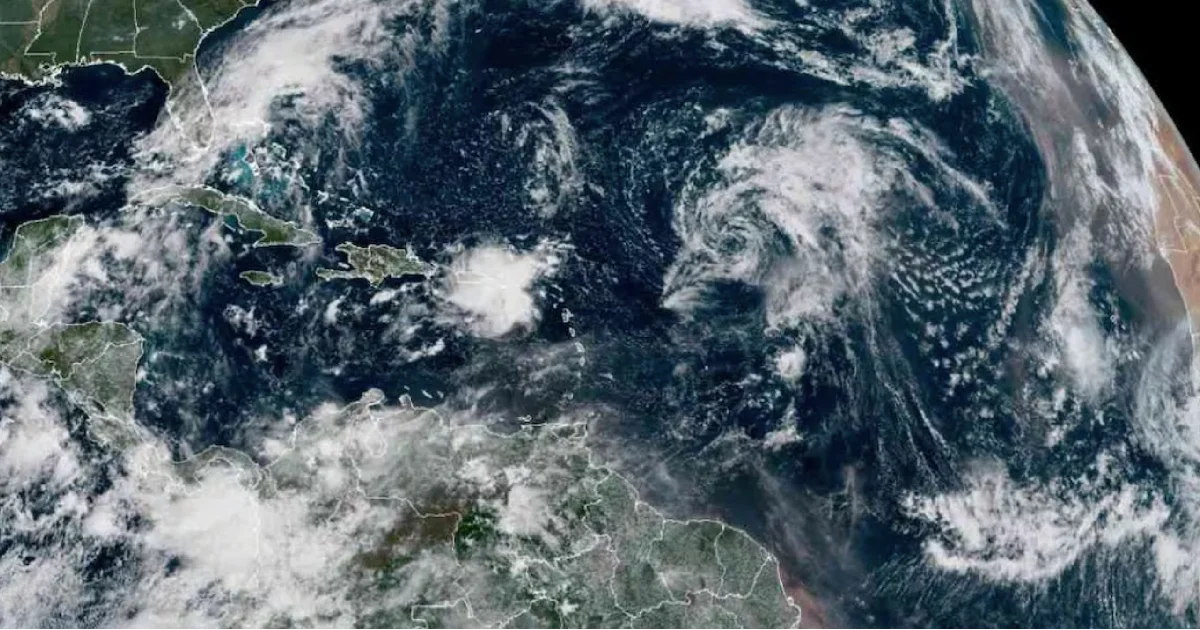 Huracán Gabrielle alcanza categoría 3 al sureste de Bermudas