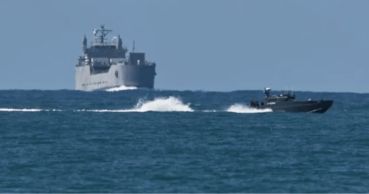 La embajada italiana ha solicitado autorización para que puedan entregar ayuda y luego partir hacia Chipre y Grecia.