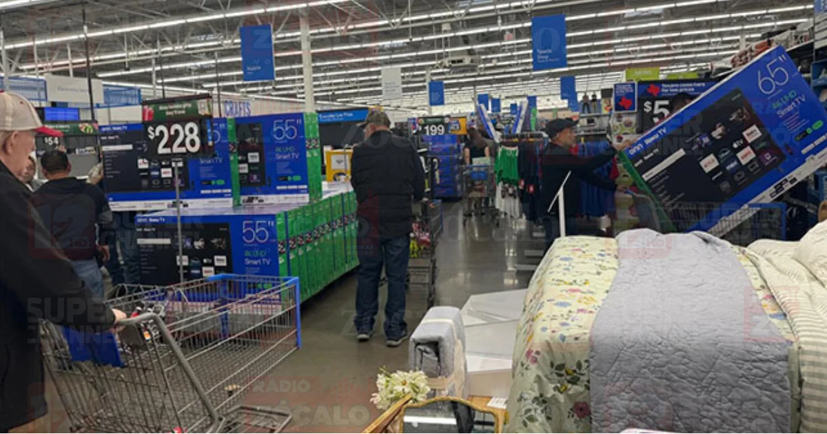 Mexicanos saturan las tiendas de Eagle Pass