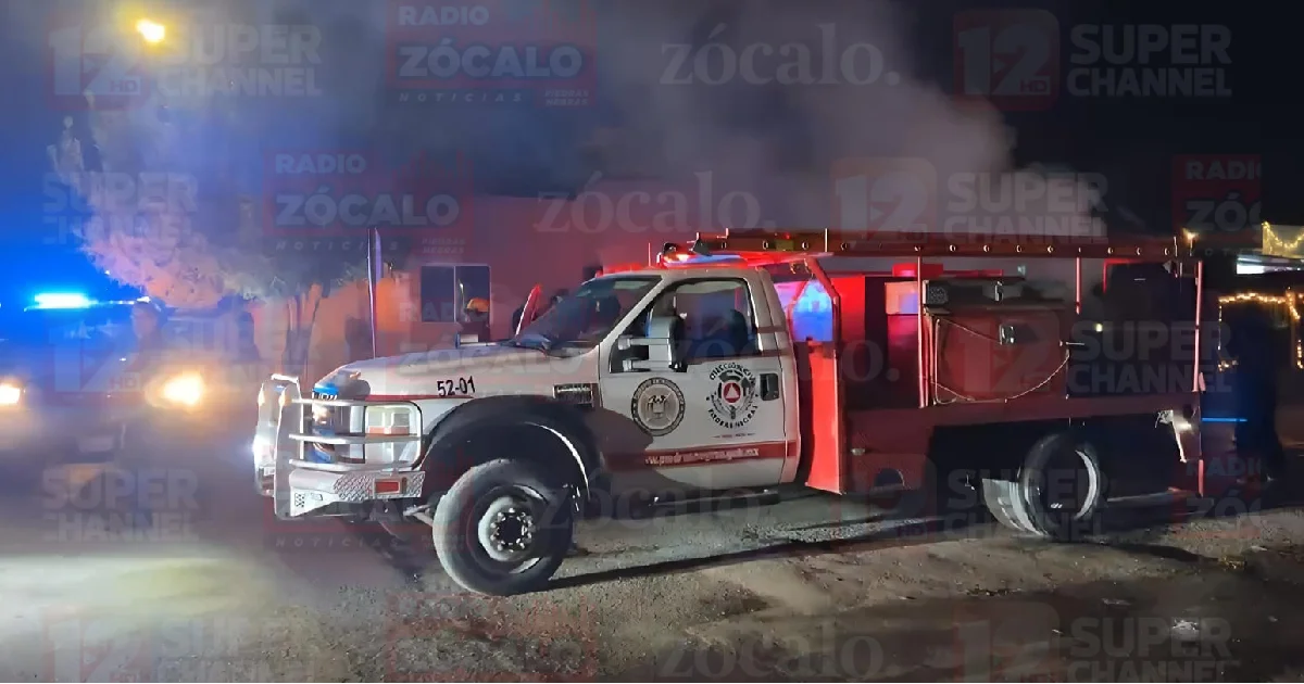 Las autoridades investigan las posibles causas del incendio, que únicamente dejó daños materiales.