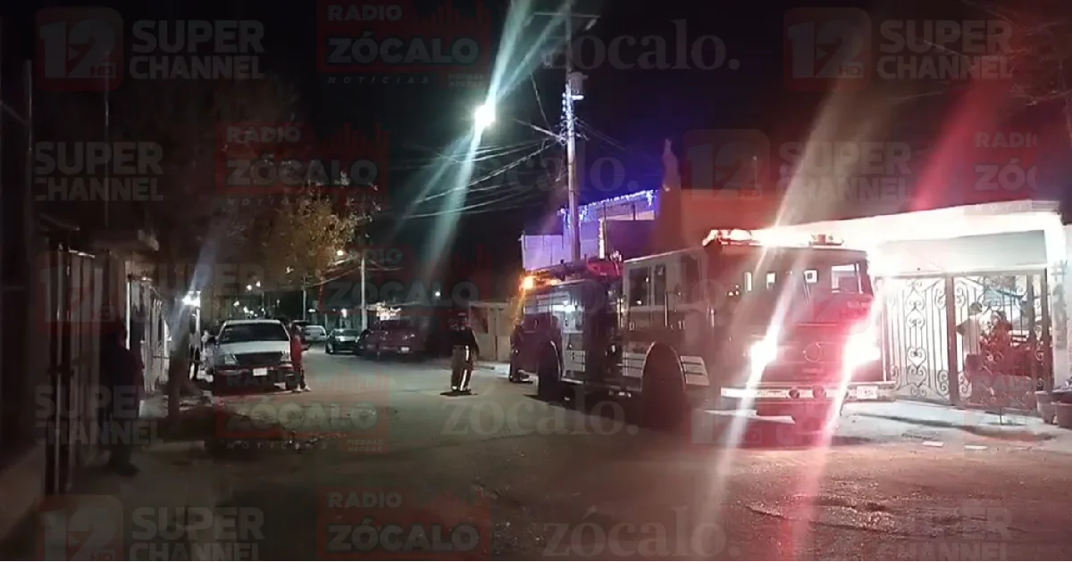 Medidor de luz queda calcinado tras incendio