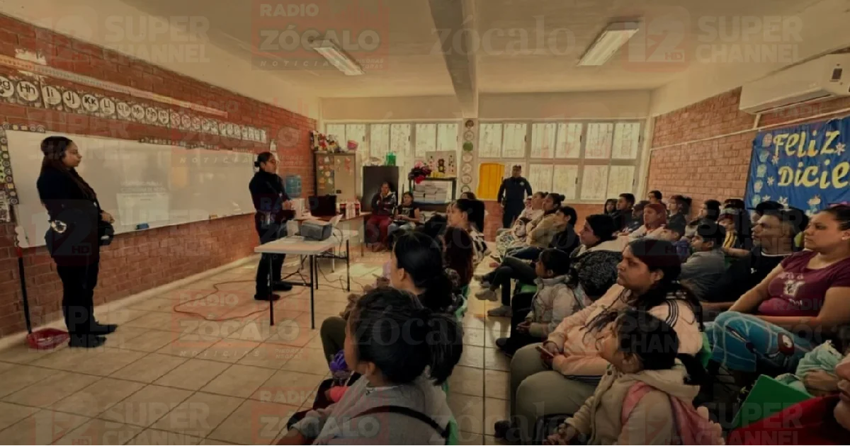 Policía de Proximidad se reúne con padres de familia en primaria