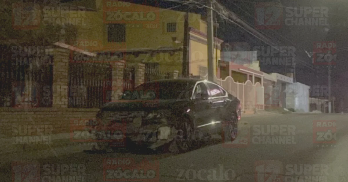 Abandonan vehículos tras dos accidentes ocurridos el sábado