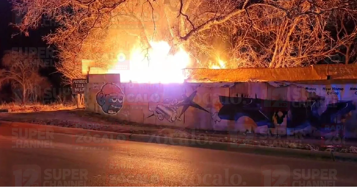 Incendio afecta tarimera en libramiento Sur Poniente