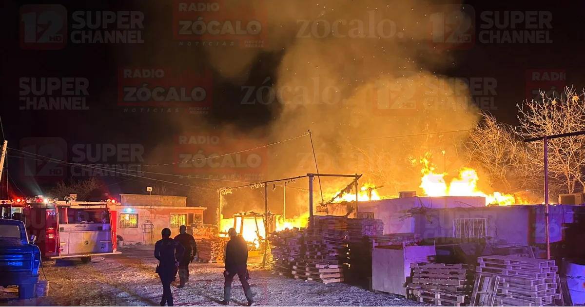 Se incendia taller en la colonia San Antonio